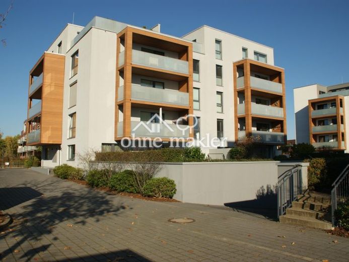 Zauberhafte 4-Zimmer-Whg. mit Süd-Loggia, ruhig und zentral – Photo 1