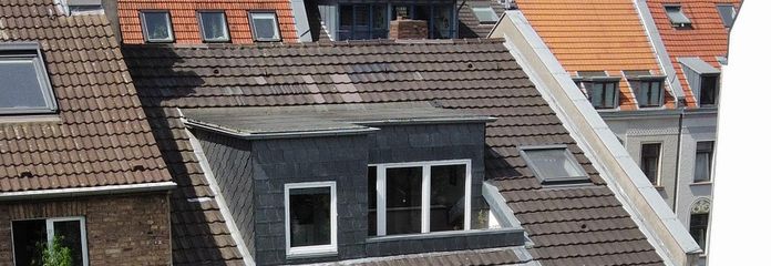 KÖLN-ZUIDSTAD; LICHTOVERGOTEN 1-KAMERAPPARTEMENT – Hausansicht