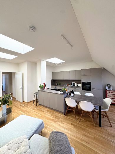 Kernsanierter Klinkerbau: 3 Zimmer, 102 m², Fußbodenheizung, Eichenparkett, Blick Lorenzkirche – Foto 13