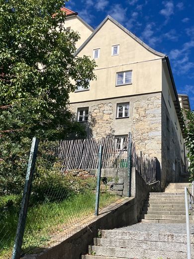 Vivere presso il castello: appartamento maisonette di 3 locali in immobile tutelato – Foto 1