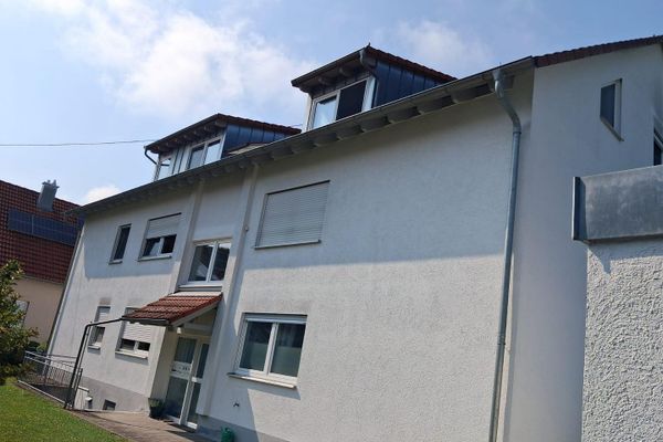 3-Zimmer-Terrassenwohnung mit Carport und Gartenanteil in Neu-Ulm/Burlafingen