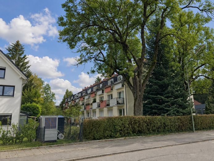 Apartment mit Balkon ins Grüne – Foto 11