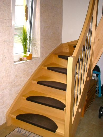 Treppenhaus Buchenholztreppe