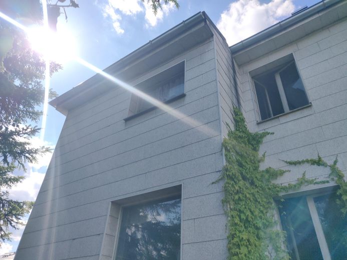 Bella casa con ampio giardino, con possibilità edificatorie per circa 847 mq di superficie abitabile lorda – Foto 12