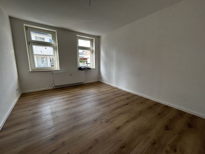 Sanierte 2-Raum Wohnung mit Garten – Foto 1