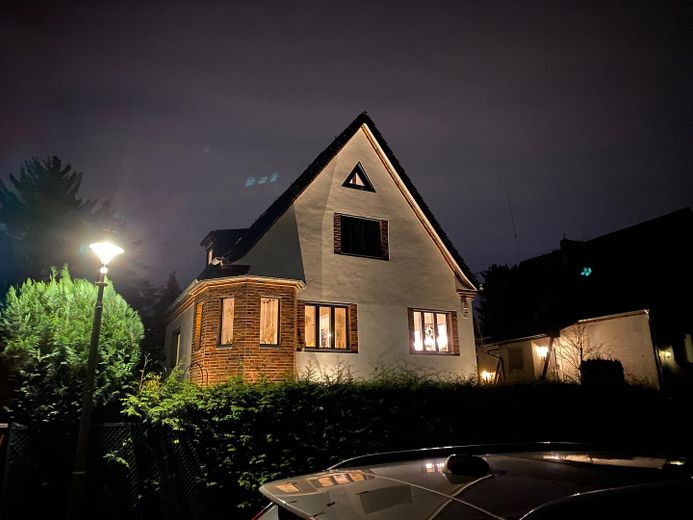 Tegeler Flies kıyısında Waidmannslust – Ansicht Nacht