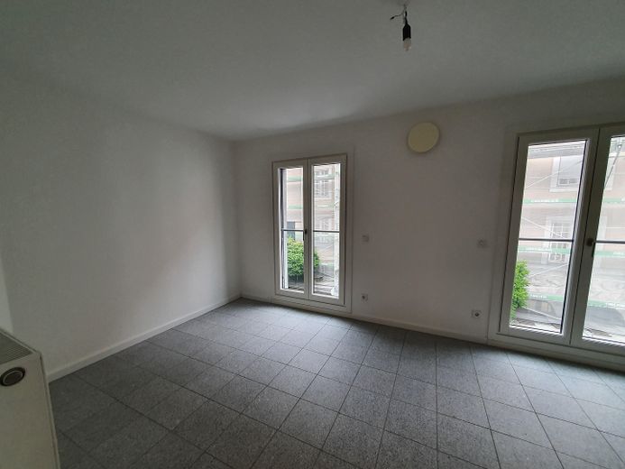 2-Zimmer-Altstadtwohnung mit Balkon – Schlafzimmer
