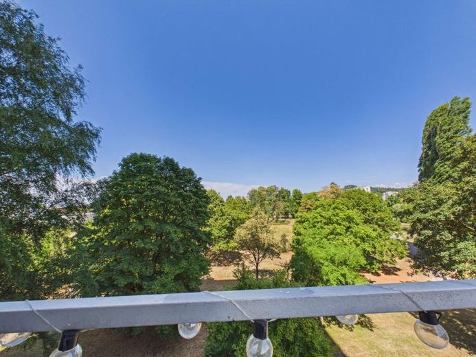 Investimento immobiliare a Lahr – 3 locali con balcone perimetrale e ascensore – Foto 1