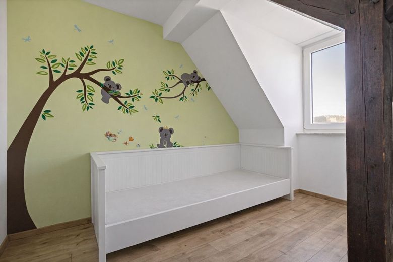 Tolle Familienwohnung mit Dachterrasse und Galerie in der Anhalt-Siedlung – Kind2