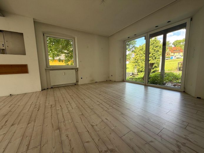 Großes 3-Familienhaus inkl. 3 Garage * in Bad Berneck – Zimmer