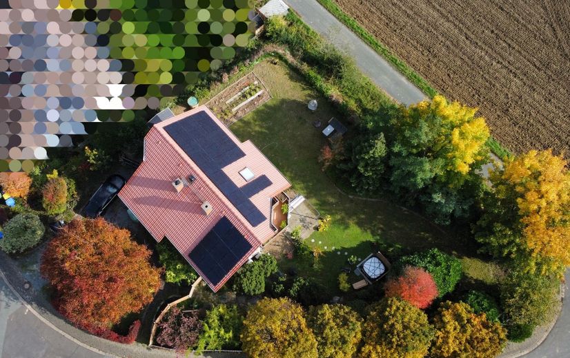 Provisionsfrei: Feldrand-Idylle trifft Smart Home – Vollklima, PV & sehr niedrige Energiekosten – Grundstück Gesamt