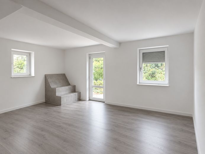 3-pokojowe mieszkanie w oficynie, ciche, w centrum, z 2 tarasami – Wohnzimmer neu