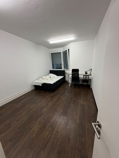 Pokój we współdzielonym mieszkaniu – wszystko w cenie i dostępny od zaraz – możliwa rezerwacja online!!! – Zimmer 6.1