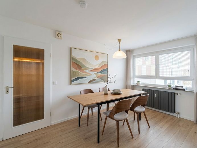 Rohdiamant mit Weitblick: Erschaffen Sie Ihr Traumzuhause in Kulmbach! – Beispiel modernsierter Essbereich