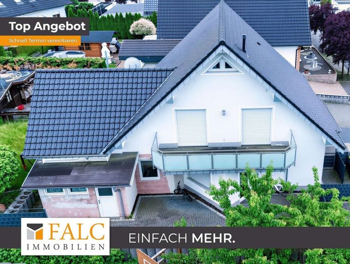 Ein Paradies für eine große Familie im Blumenviertel in Nümbrecht – Außenansicht