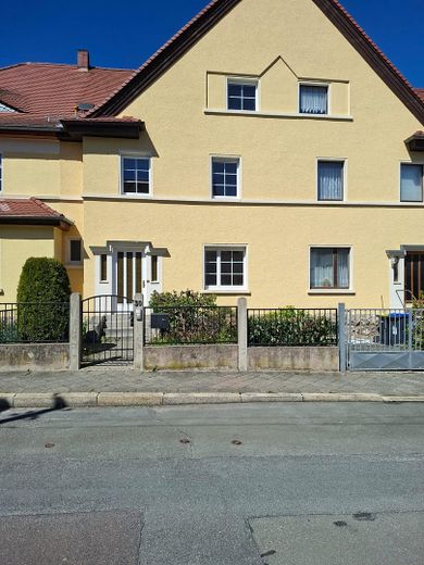 Apolda hübsches Einfamilienhaus am Ortsausgang Jena – Straßenansicht