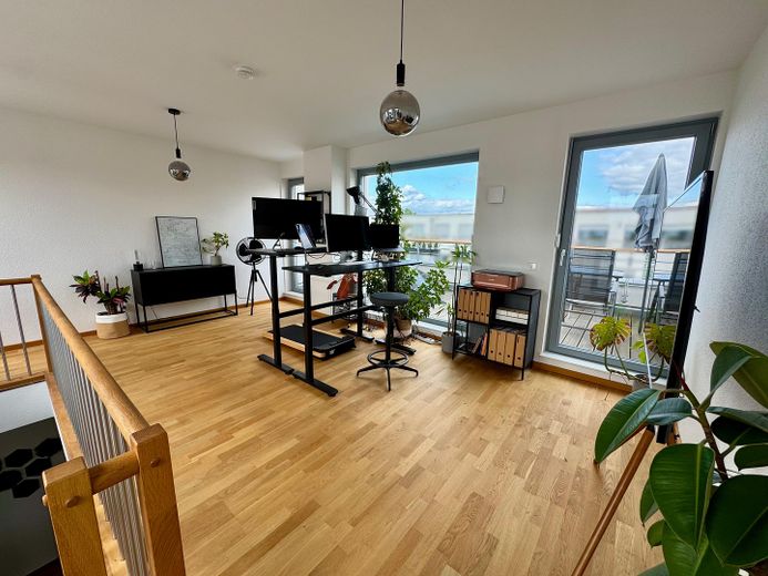 Großes, helles Studio (Büro)