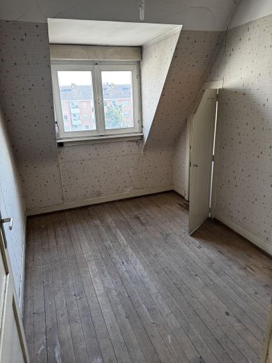 Dachgeschoss-Rohling (ca. 79 m²) zum Selbstausbau in der Südweststadt / + Ausbauoption im Dachspitz – Zimmer 