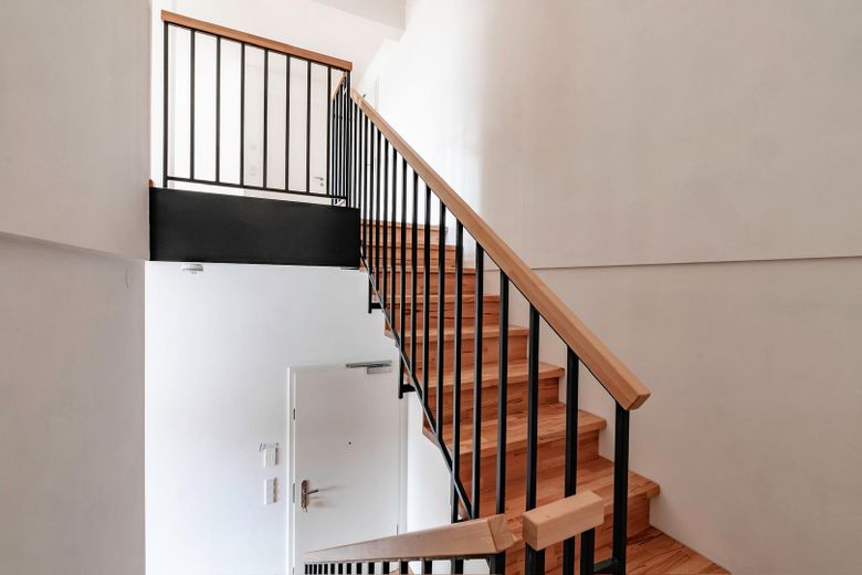 Lichtdurchflutete Neubau 3,5-Zimmer Maisonettewohnung: Loft-Charakter in zentraler Lage – Wohnung mit Loft-Charakter 