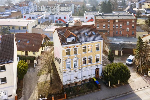 Casa plurifamiliare senza provvigione in posizione centrale a Naumburg