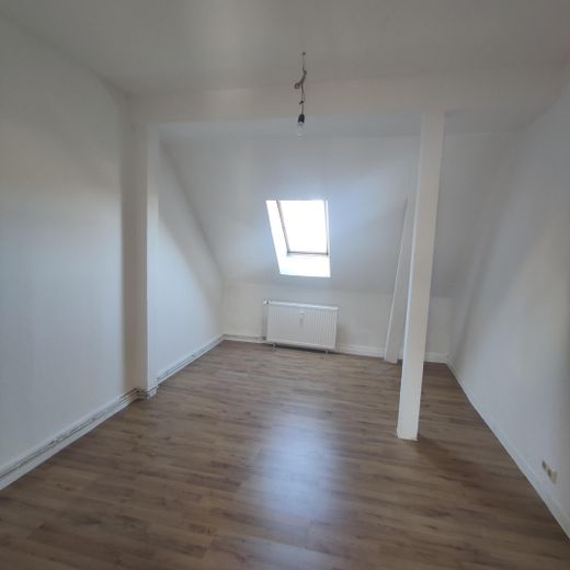 Piso compartido para 4 cerca del centro y la TU – 4 habitaciones de 10-21 m² desde 400 € incl. electricidad/internet|Se aceptan personas internacionales – Zimmer 2