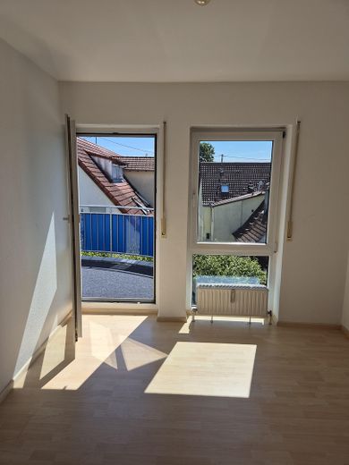 Provisionsfrei - Lichtdurchfluteter Wohnraum mit großem Balkon – Schlafzimmer