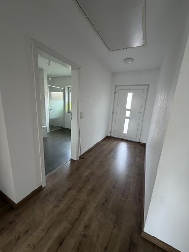 Doppelhaushälfte mit eigenem Garten, Terrasse & Carport in Weener – Foto 9