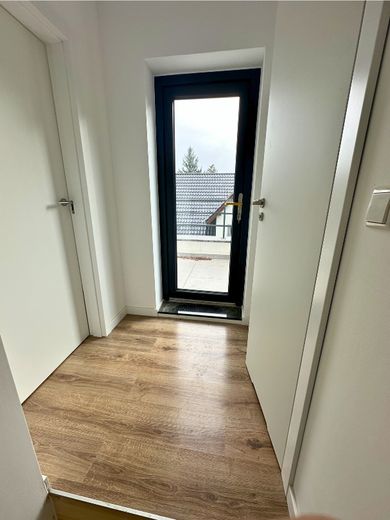 Nowy dom w Berlinie-Müggelheim – A+, taras na dachu, ogród, 4,5 pokoju, bez prowizji – Zdjęcie 19