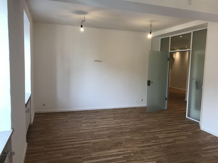 *Penzberg* - Hochwertige und attraktive Praxis- / Office- Gewerberäume in bester Zentrumslage – Büro_05_01