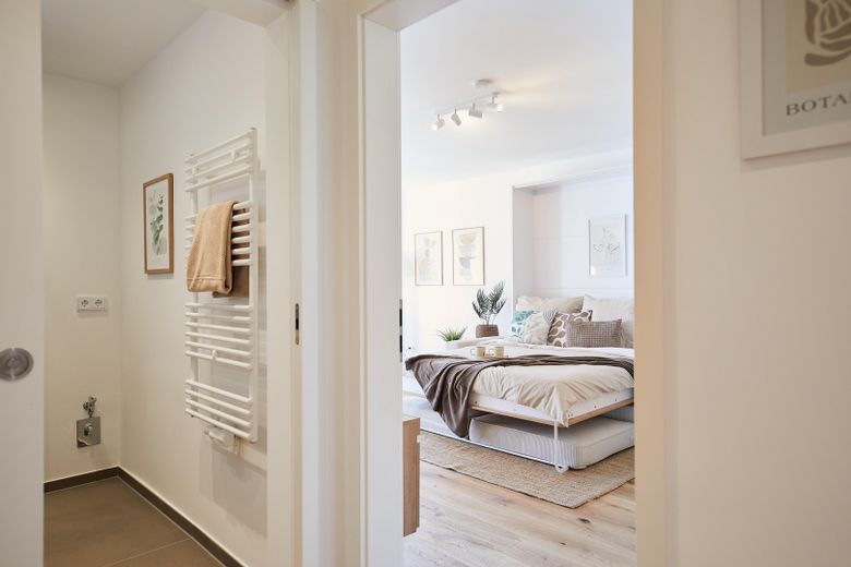 Top renoviertes und vollständig eingerichtetes Apartment in bester Schwabinger Lage - provisionsfrei – Diele