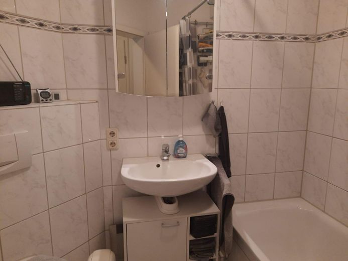 3 Zimmerwohnung in gepflegter Wohnanlage – Bad