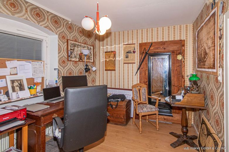 VUB0001757-18
