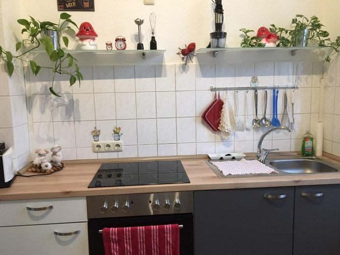 3-Raumwohnung mit PKW-Stellplatz, Küche und Keller – Foto 22