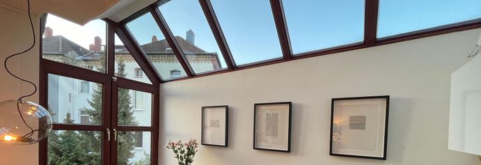 Lichtdurchflutetes Wohlfühl-Zuhause in Braunschweigs Herzen zum Einziehen, Durchatmen und Ankommen – Wohnen Blick zum Garten 
