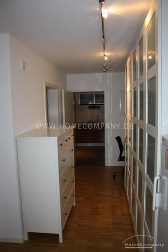 3 Zi.Whg., möbliert, EG, große Terrasse, sehr ruhige Citylage. – 324161ec2853541c0ea57fadd859e9ff84300a2b.jpg