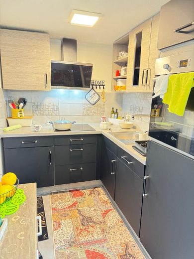 Charmante 4-Zimmer-Eigentumswohnung mit Balkon und moderner Ausstattung – Foto 11