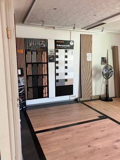 Attraktive Gewerbefläche in einem Holzfachhandel – Foto 5