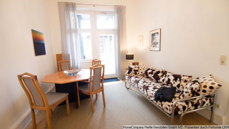 Appartement meublé avec soin avec 2 balcons pour 2 à 12 mois dans la Wiehre – 9a063d17bd49f2245b26490ca3fc08f0d65edf38.jpg