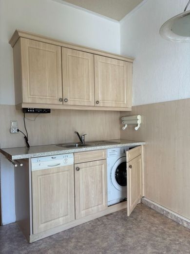 leerstehende möblierte 2-Zimmer-Wohnung mit Balkon im Stadtzentrum von Gera - ca. 47m² zur Kapitalanlage oder Eigennutzung – 260514_ETW_2.OG_rechts_LJS20_G_Bilder_021_Kueche