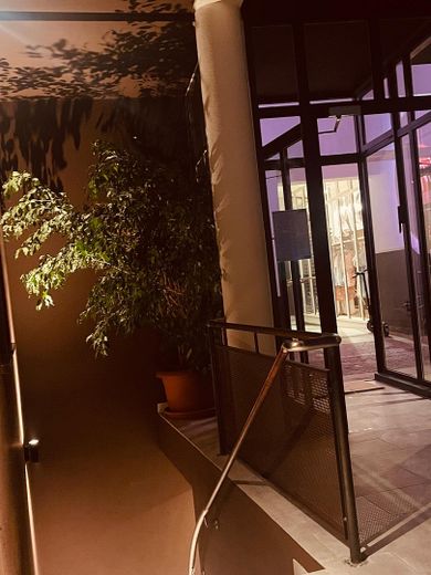 Aantrekkelijke bedrijfsruimte op toplocatie in de oude binnenstad – midden in het hart van Mindelheim – Eingangsbereich