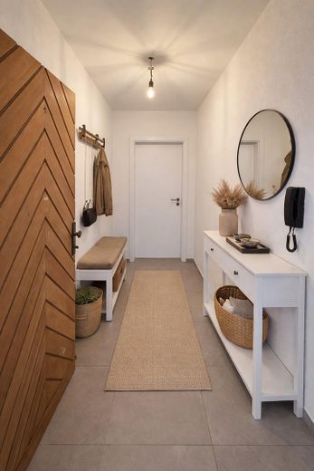 Zonder makelaarscourtage! Belegging (4,75% rendement) of eigen gebruik I Maisonnettewoning in Gartenberg – Eingang (Beispiel)