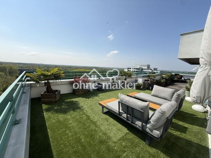 Penthouse mit großer Dachterrasse, Panoramablick & privater Sauna – Foto 1