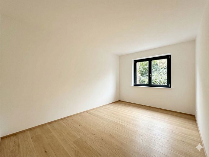 Stilvolle und luxuriös modernisierte Stadt-Oase mit Terrassenzugang und Gartenmitbenutzung – Foto 10