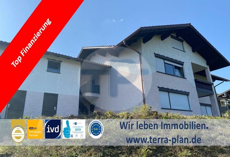 AUSSICHTSREICHES EINFAMILIENHAUS
MIT EINLIEGERWOHNUNG – Hauptfoto Internet