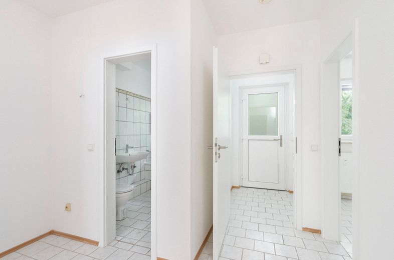 Modernisierte Wohnung in Rüttenscheid – Flur