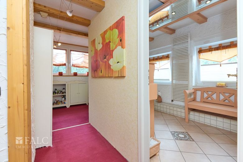 Ruhige Oase im Herzen von Duisburg-Wedau – Ansicht Flur / Bad HS 2
