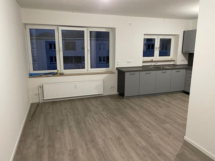 3 Zimmer-Wohnung mit Abendsonne auf dem Balkon – Offener Ess/Küchenbereich