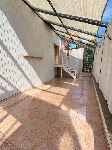 Casa unifamiliare con grande giardino – Wintergarten