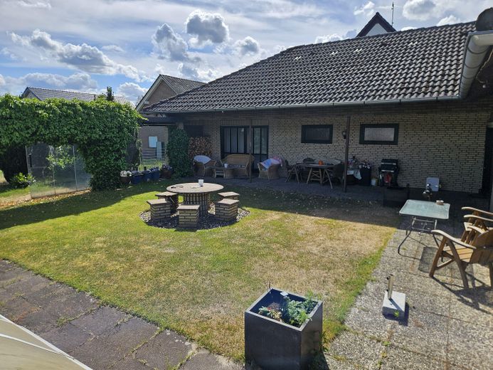 Ruhiger Innenhof / Garten