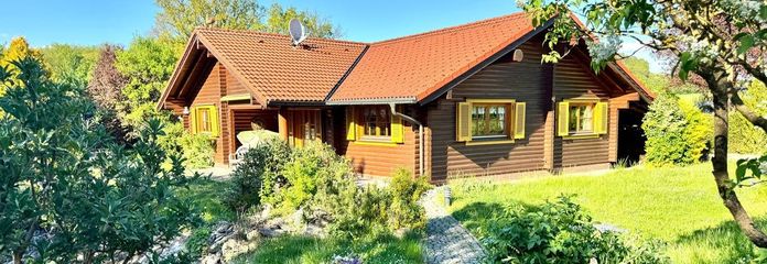 Haus- und Gartenansicht